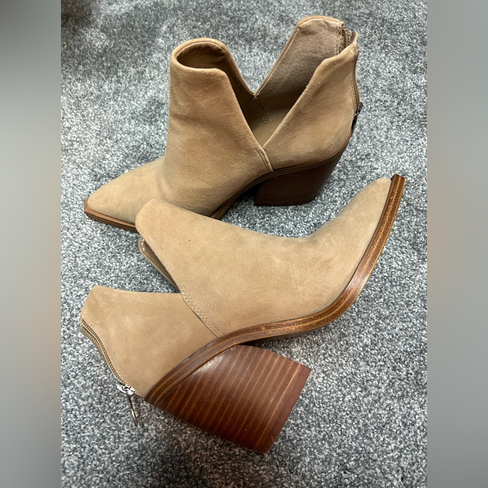 Vince Camuto Gigietta Bootie